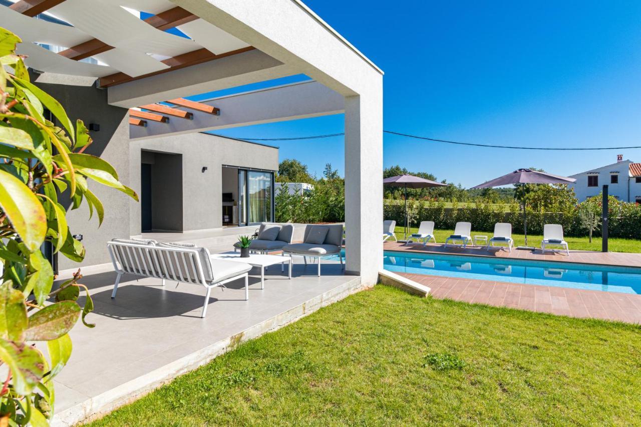 Sabina Villa